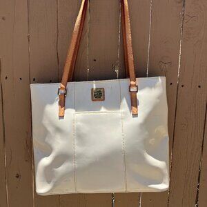 Dooney & Bourke patent leather handbag